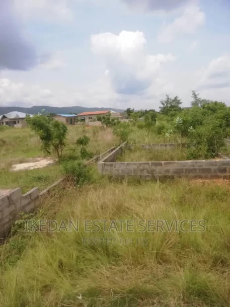 Land With 3 BDRM Foundation for Sale Dodowa Opata Junction-4