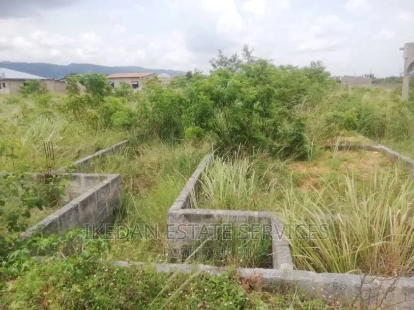 Land With 3 BDRM Foundation for Sale Dodowa Opata Junction-7