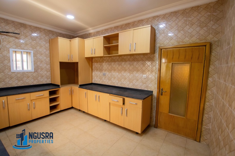 3 Bedroom House For Sale At Dome Pillar 2-9