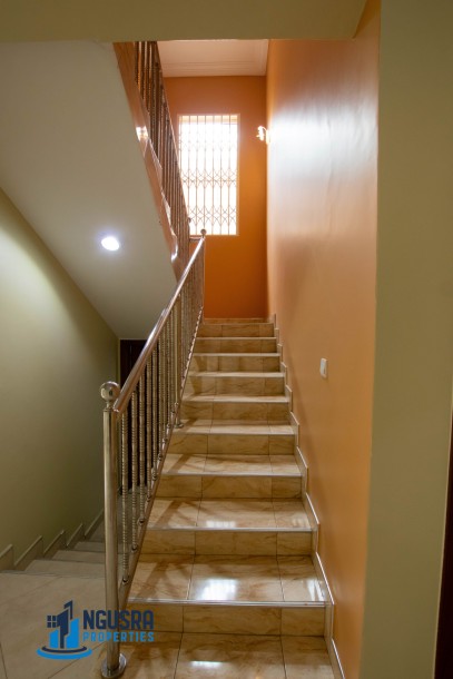 5 Bedroom House For Sale At North Legon-11