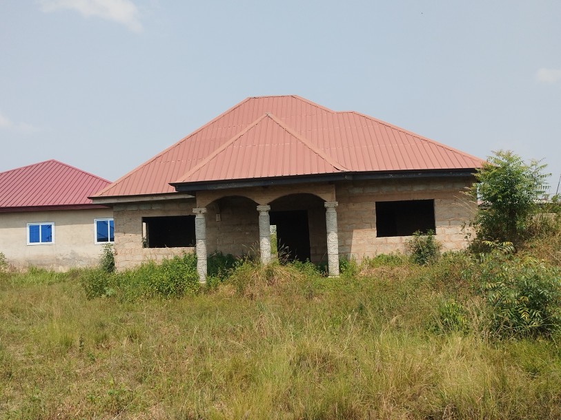 3 bedrooms Uncompleted House For Sale-1